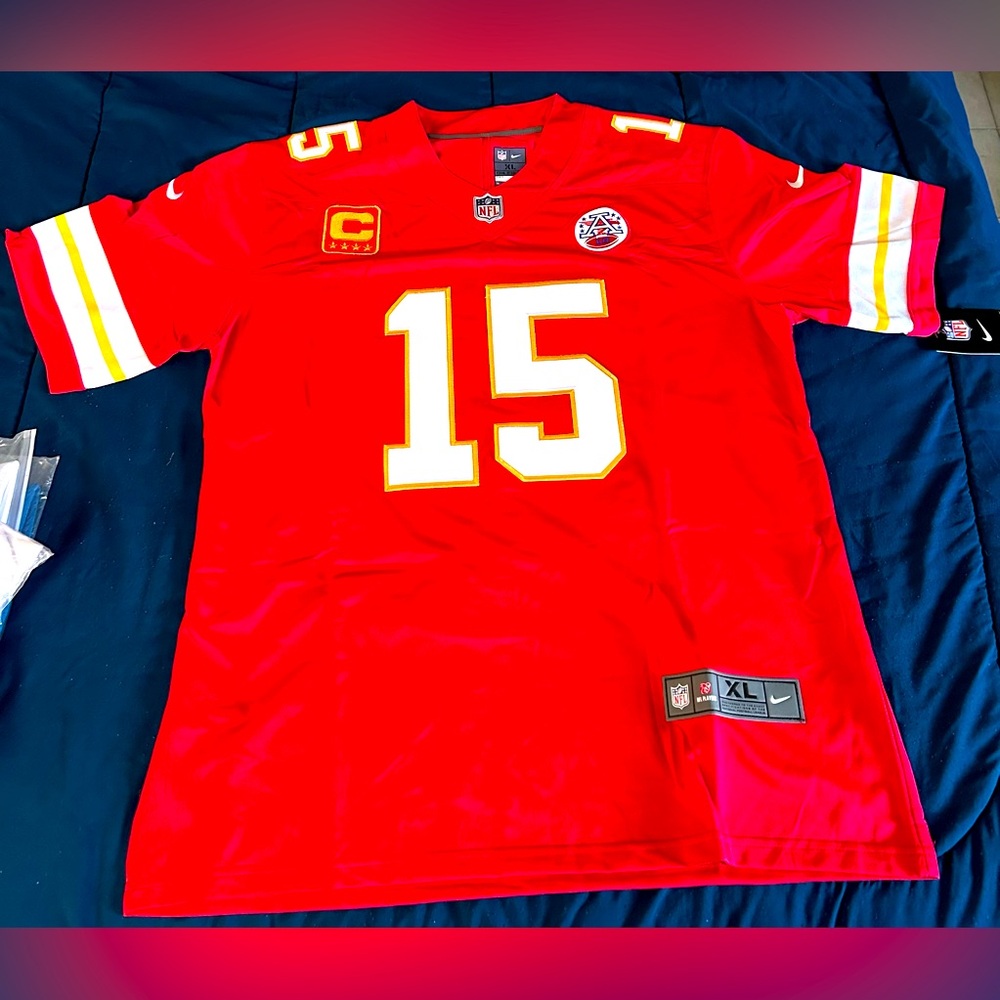 KC Chiefs Football Jersey with Number 15